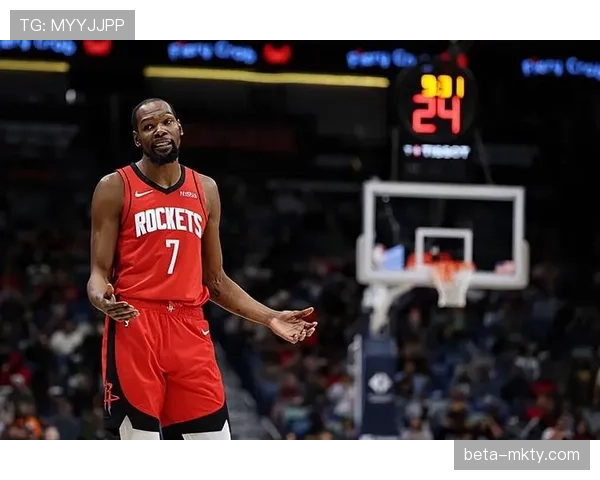 布克与杜兰特得分王直接对决，两大核心外线投射能力成为本月关注焦点